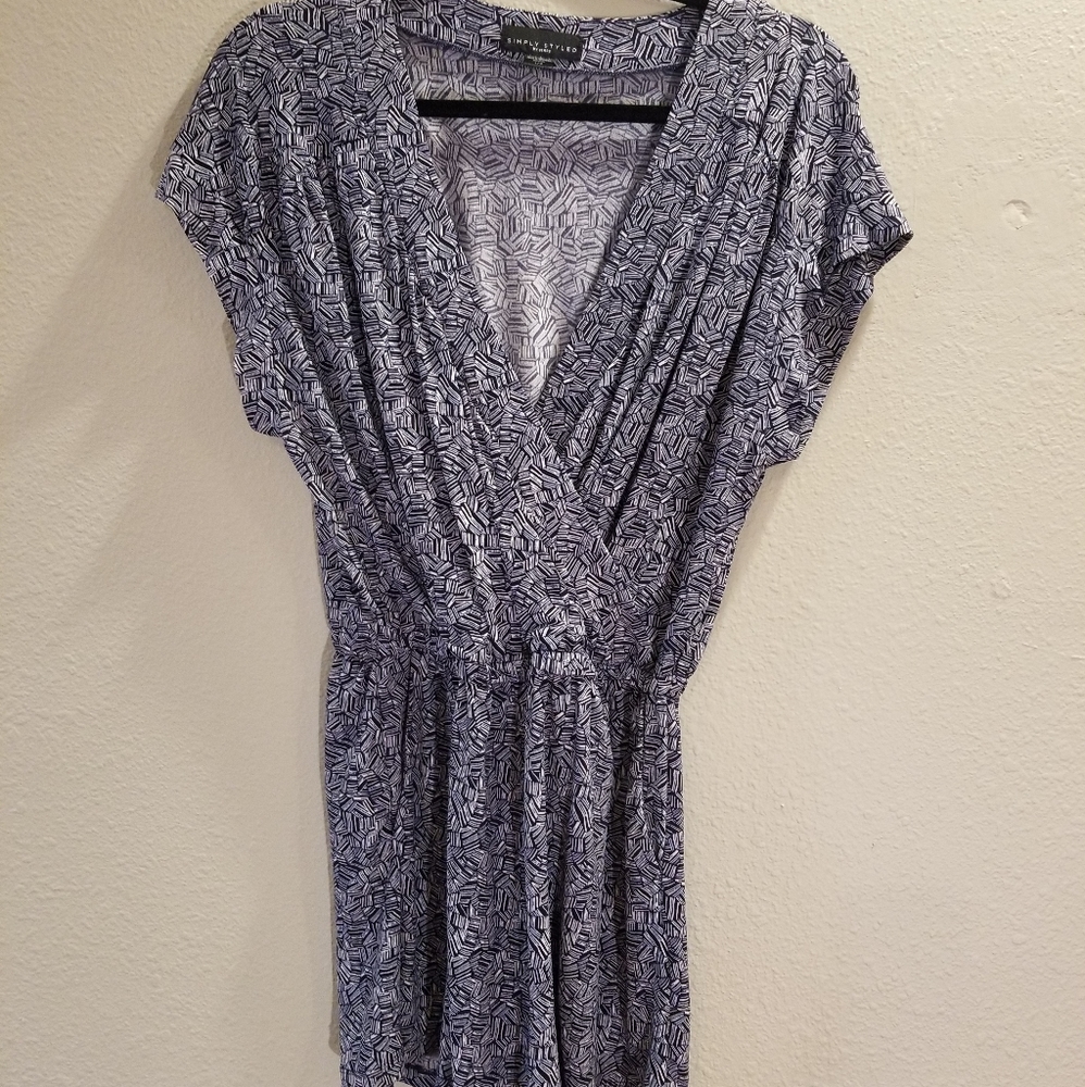 Romper - Picture 2 of 5